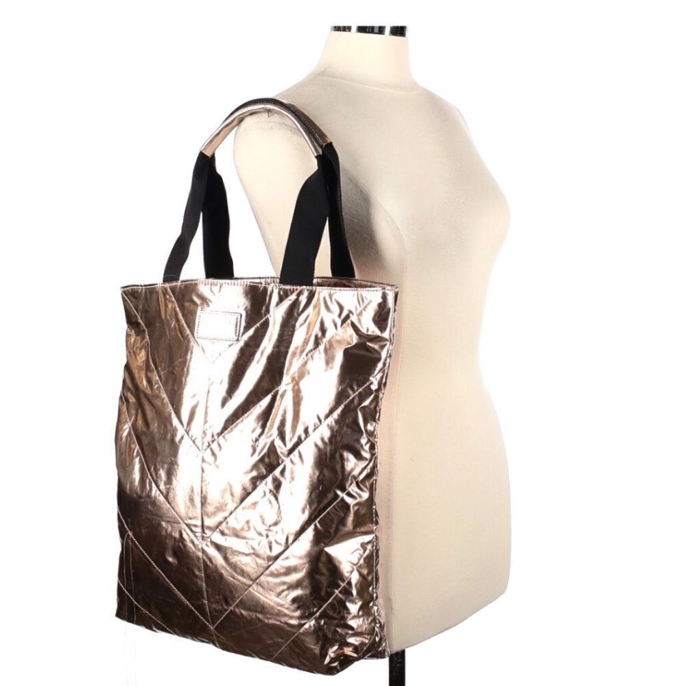 🔃Victoria's Secret Rose Gold Tote Bag